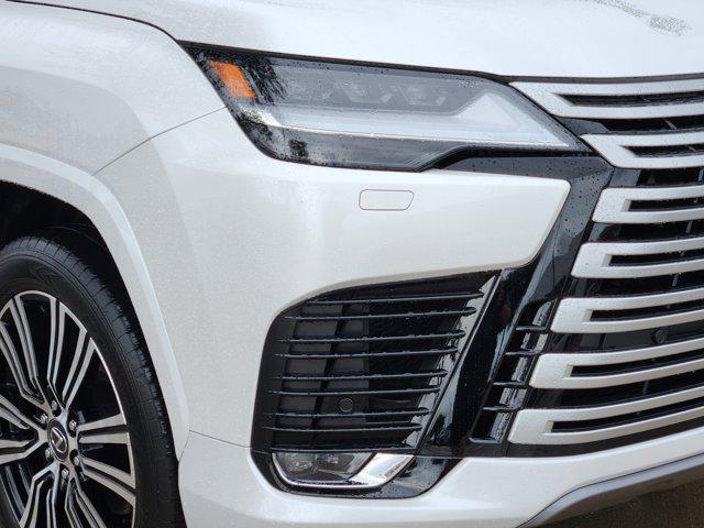 new 2025 Lexus LX 600 car