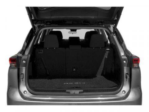 used 2022 Toyota Highlander car, priced at $31,900