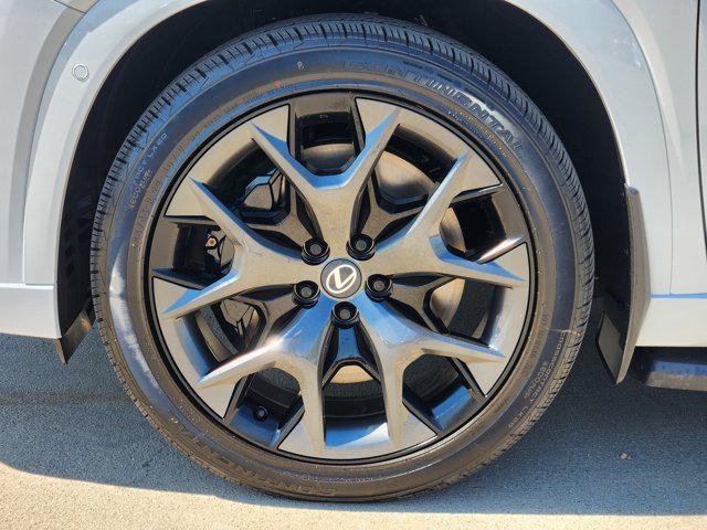 new 2026 Lexus TX 500h car, priced at $76,437