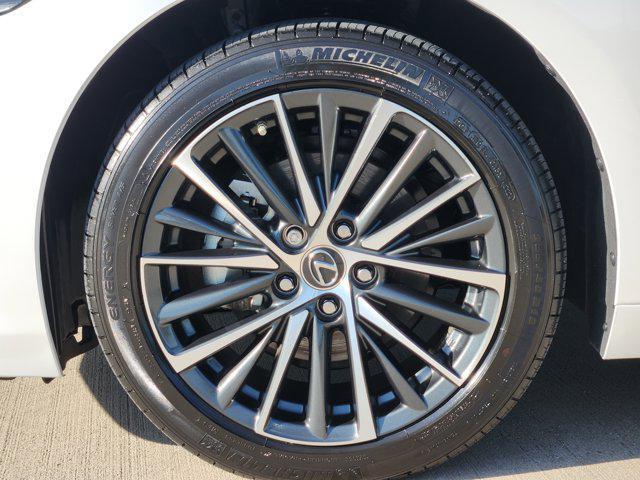 used 2025 Lexus ES 350 car, priced at $47,900