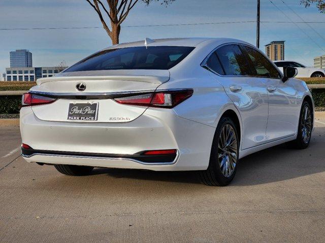 used 2025 Lexus ES 300h car, priced at $50,900