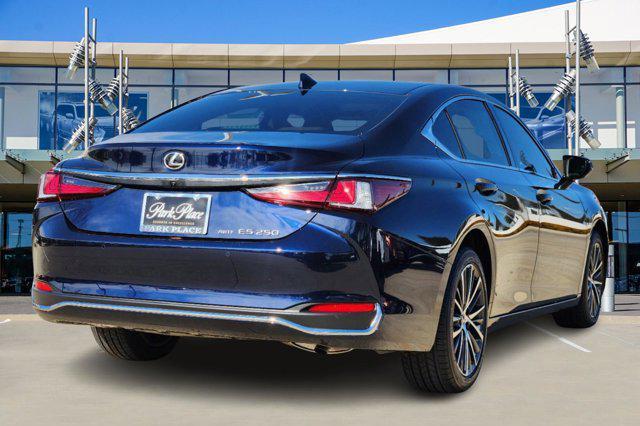 new 2024 Lexus ES 250 car, priced at $48,300