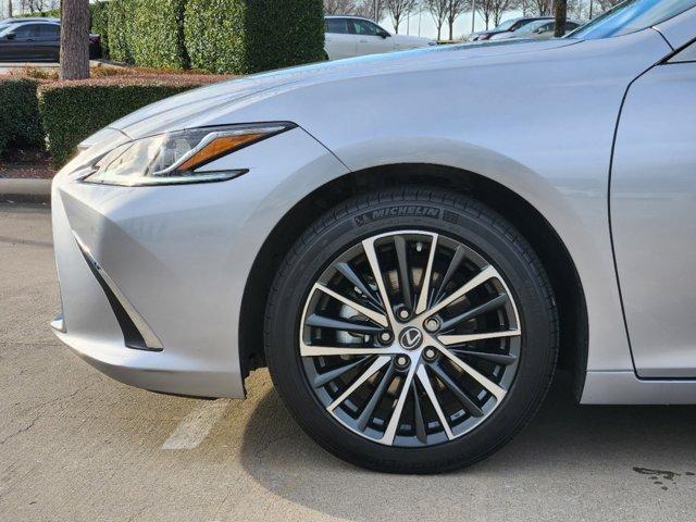 used 2024 Lexus ES 250 car, priced at $40,900