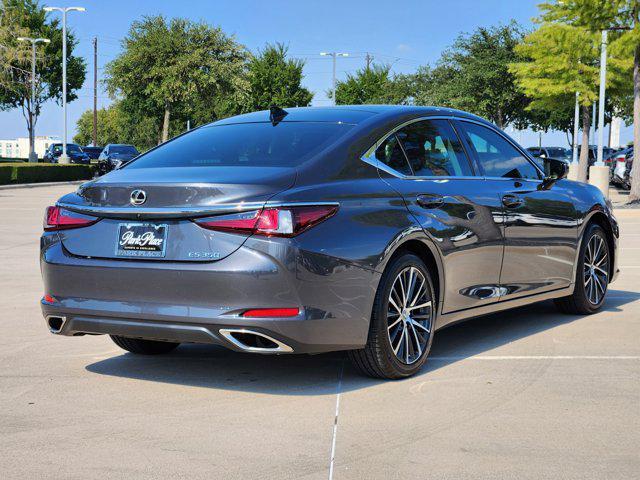 new 2025 Lexus ES 350 car, priced at $50,529