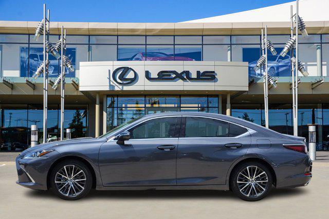 new 2025 Lexus ES 350 car, priced at $50,534