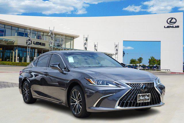 new 2025 Lexus ES 350 car, priced at $50,534