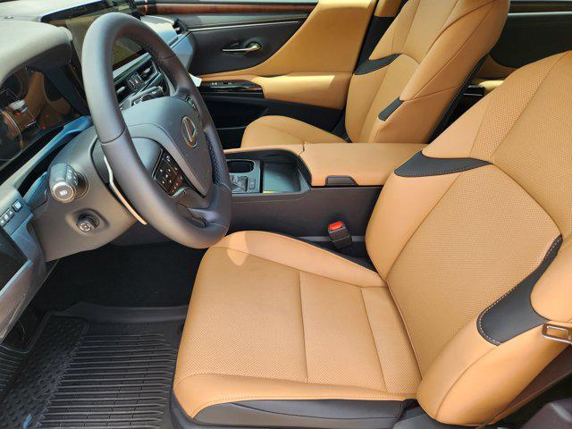 new 2025 Lexus ES 350 car, priced at $50,534