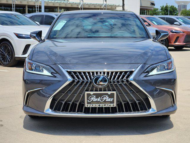 new 2025 Lexus ES 350 car, priced at $50,534