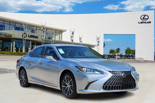 new 2025 Lexus ES 300h car, priced at $51,254