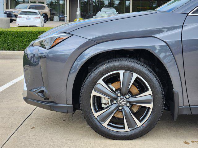 new 2025 Lexus UX 300h car