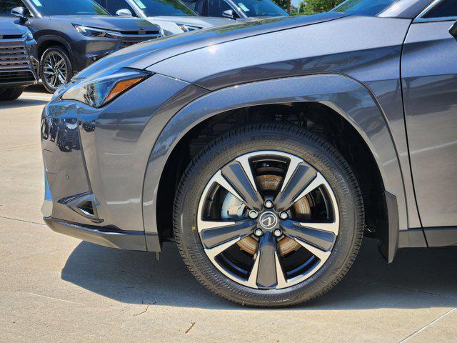 new 2025 Lexus UX 300h car, priced at $43,503