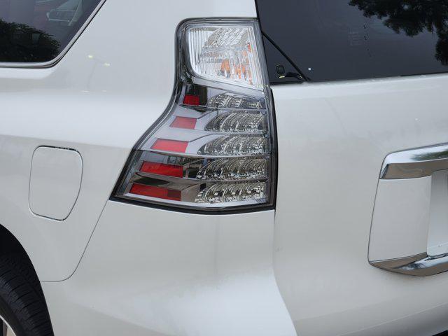 used 2022 Lexus GX 460 car, priced at $57,900