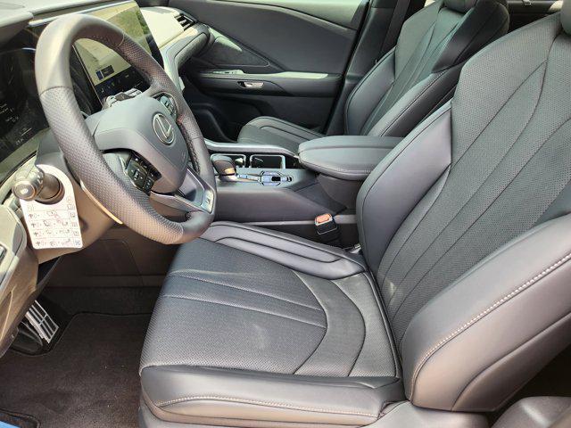 new 2025 Lexus TX 500h car, priced at $76,064