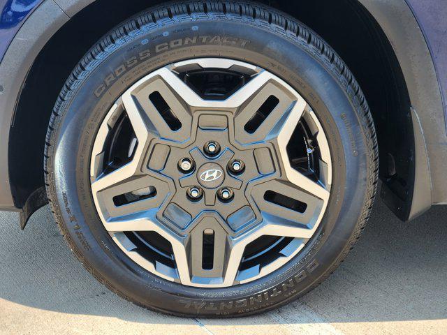 used 2023 Hyundai Santa Fe car, priced at $25,600