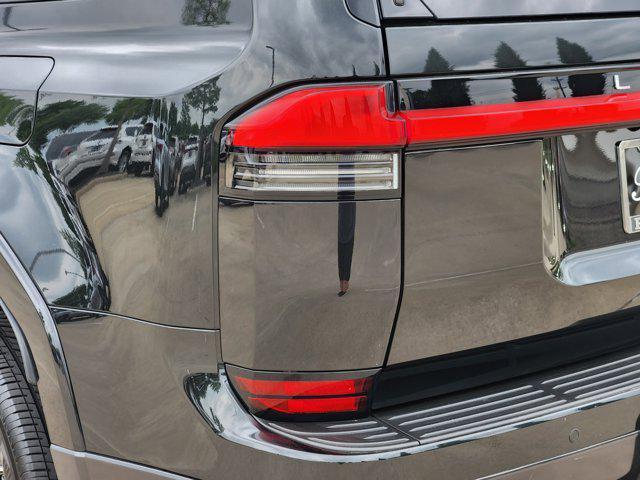 used 2024 Lexus GX 550 car, priced at $85,400
