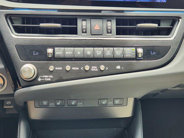 new 2025 Lexus ES 350 car