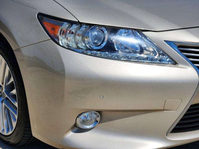 used 2013 Lexus ES 350 car, priced at $17,900