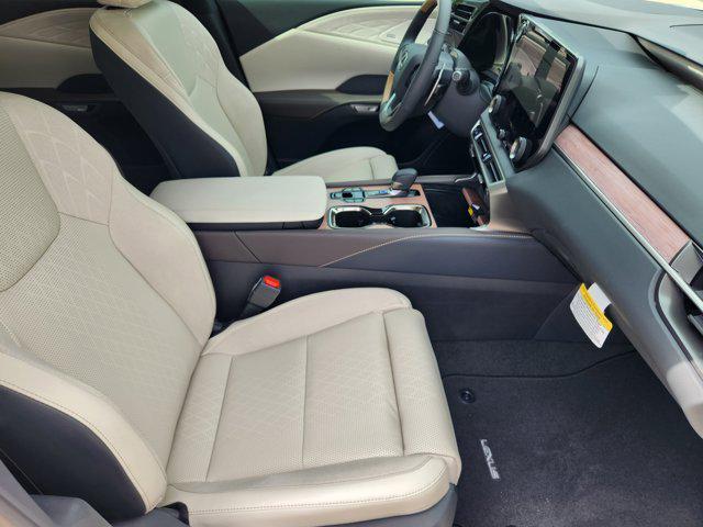 new 2025 Lexus RX 350 car, priced at $68,039