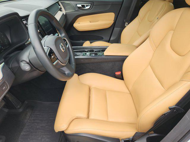 used 2020 Volvo XC60 car, priced at $22,200