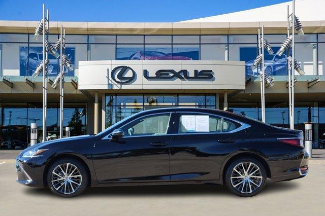 used 2024 Lexus ES 250 car, priced at $40,900