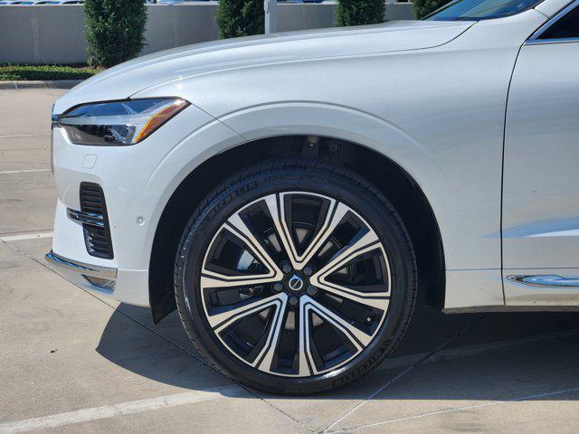 used 2023 Volvo XC60 car, priced at $37,900