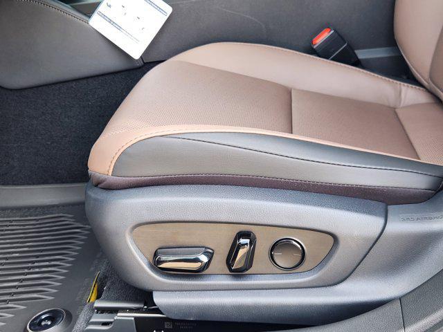 new 2025 Lexus ES 350 car, priced at $50,115