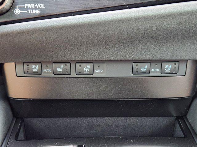 new 2025 Lexus ES 350 car, priced at $50,115