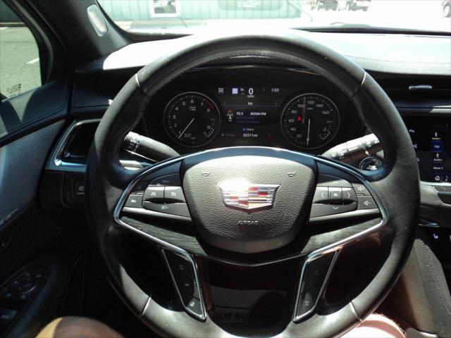 used 2020 Cadillac XT5 car, priced at $23,500