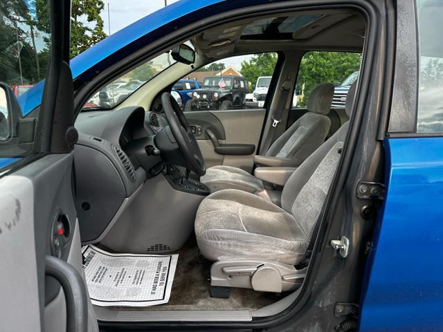 used 2003 Saturn Vue car, priced at $2,995