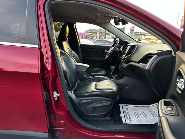 used 2016 Jeep Cherokee car, priced at $10,995