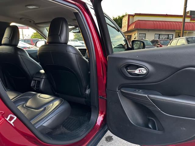 used 2016 Jeep Cherokee car, priced at $10,995