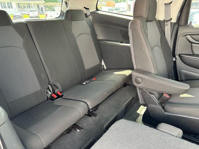 used 2016 Chevrolet Traverse car, priced at $8,995