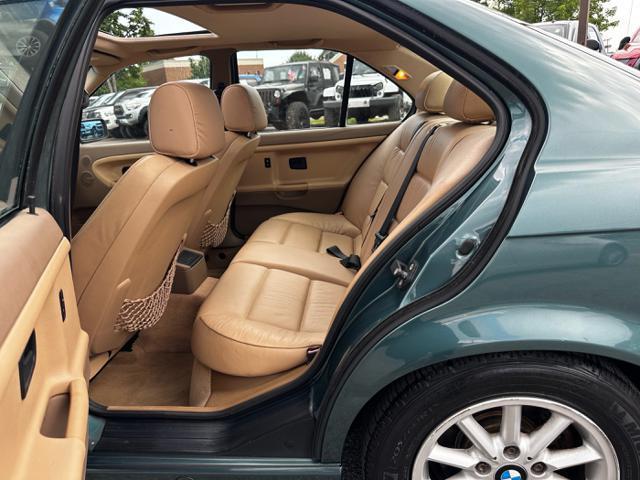used 1998 BMW 318 car, priced at $6,995