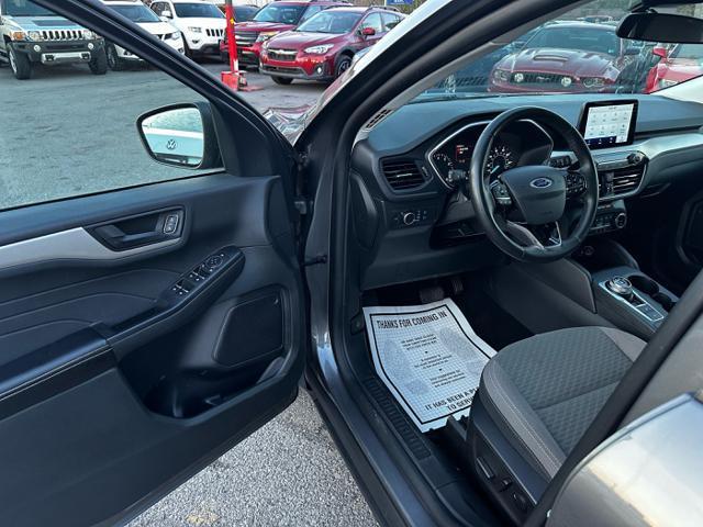 used 2022 Ford Escape car, priced at $15,995