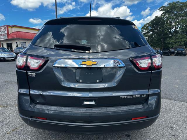 used 2014 Chevrolet Traverse car, priced at $5,995