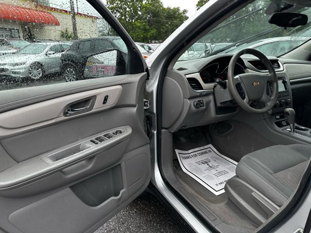 used 2017 Chevrolet Traverse car, priced at $10,795