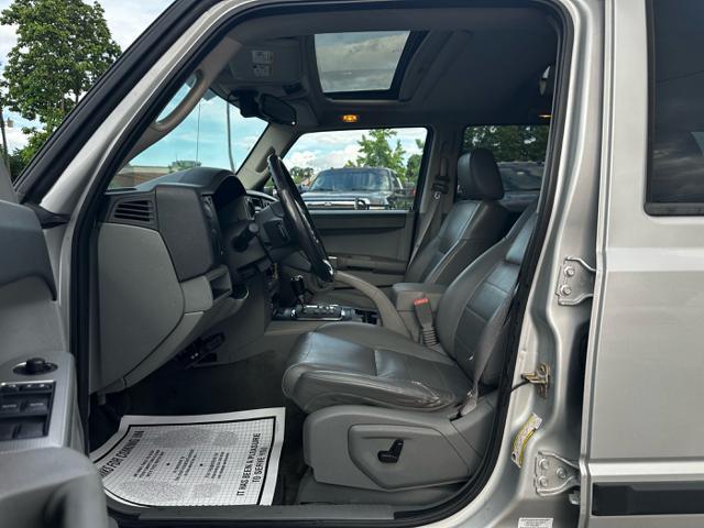 used 2006 Jeep Commander car, priced at $5,995