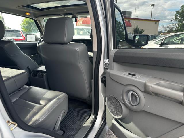 used 2006 Jeep Commander car, priced at $5,995