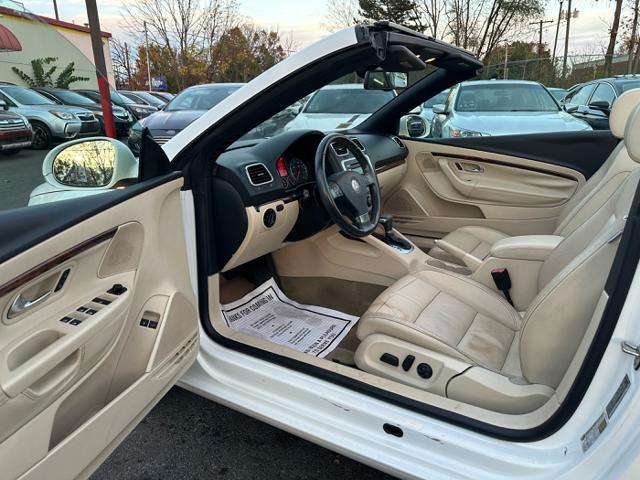 used 2007 Volkswagen Eos car, priced at $5,995