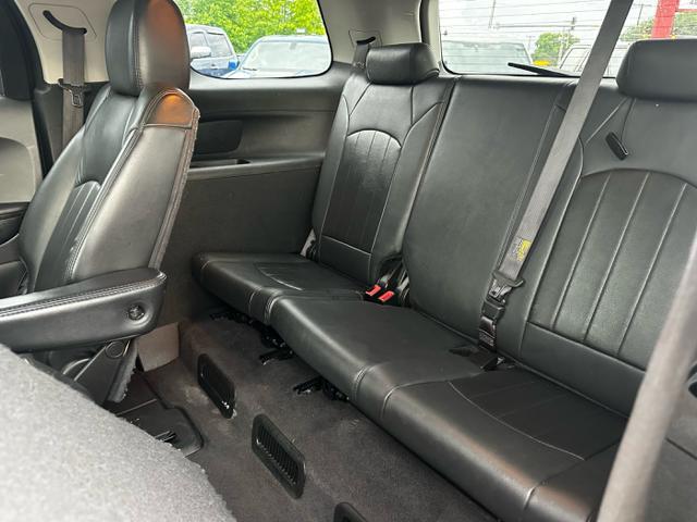 used 2012 GMC Acadia car, priced at $5,995