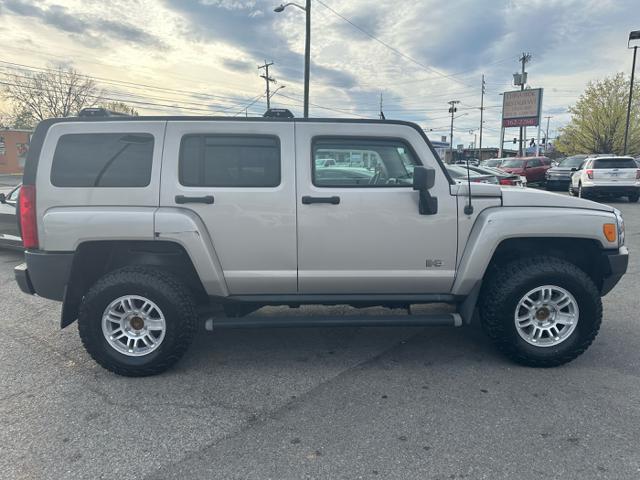 used 2008 Hummer H3 car, priced at $10,995