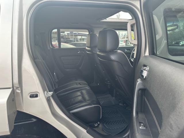 used 2008 Hummer H3 car, priced at $10,995