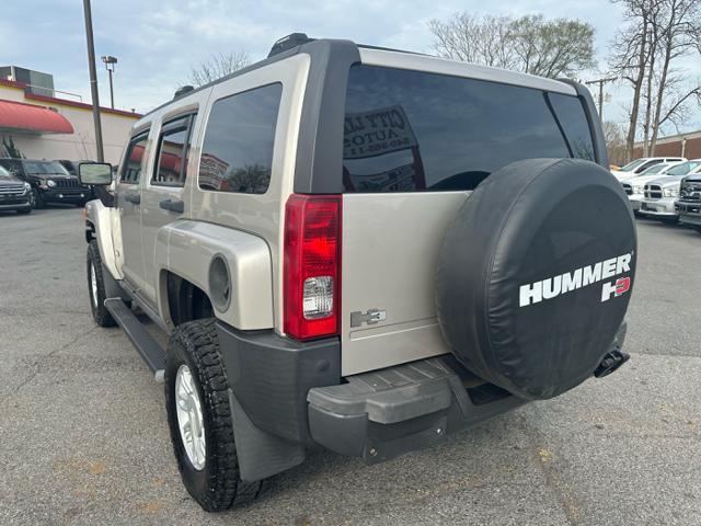 used 2008 Hummer H3 car, priced at $10,995