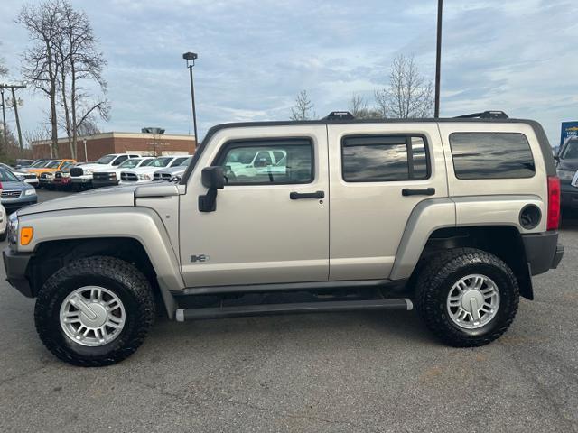 used 2008 Hummer H3 car, priced at $10,995
