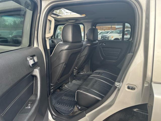 used 2008 Hummer H3 car, priced at $10,995