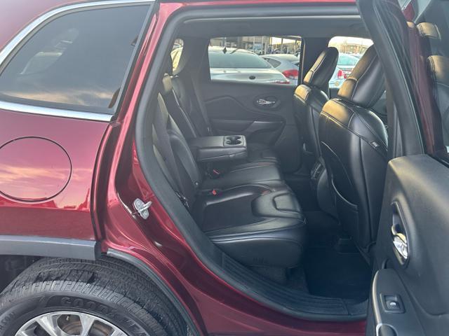 used 2019 Jeep Cherokee car, priced at $10,995