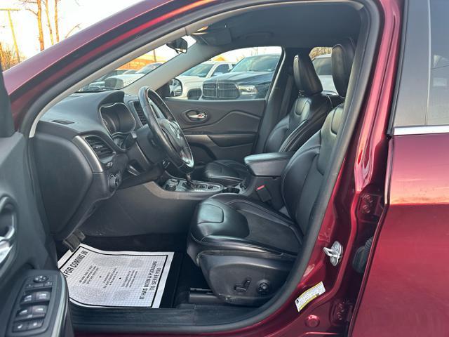 used 2019 Jeep Cherokee car, priced at $10,995