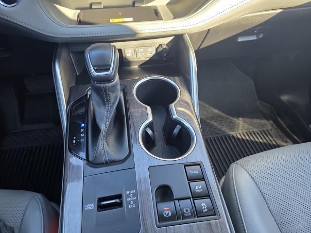 used 2023 Toyota Highlander Hybrid car, priced at $46,495