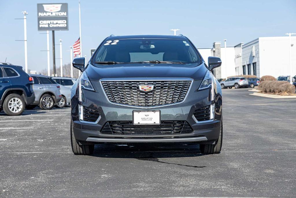 used 2022 Cadillac XT5 car, priced at $35,996