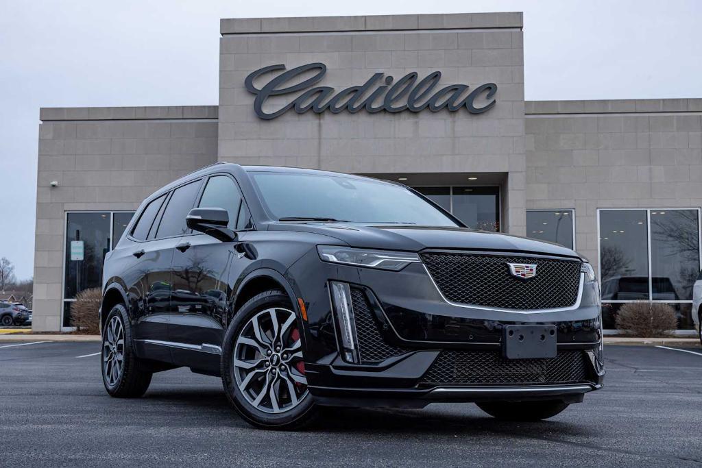 used 2023 Cadillac XT6 car, priced at $43,992